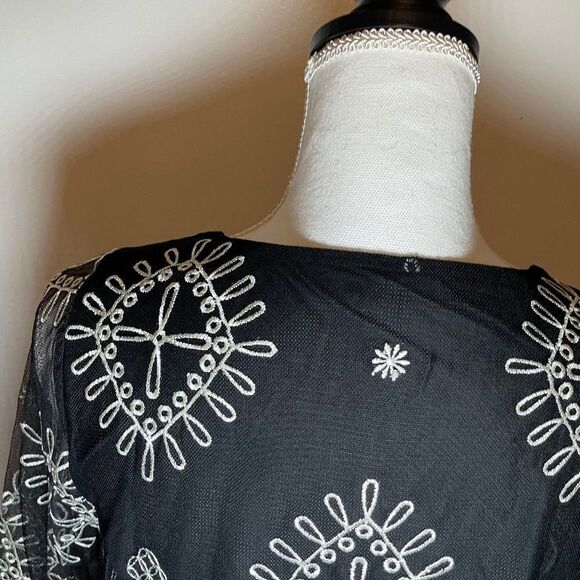 Alfani Womens Black White Abstract Mint Round Neck Mesh Sleeve Blouse Top Sz PM - Picture 6 of 7